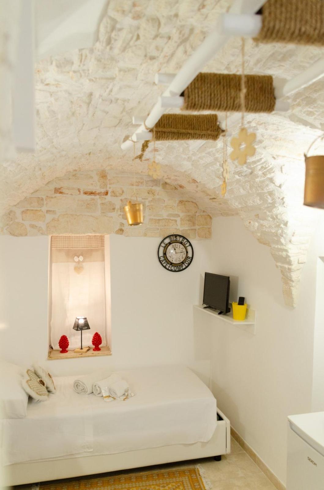 Al Bianco Nido White Stone Apt In Martina Franca Extérieur photo